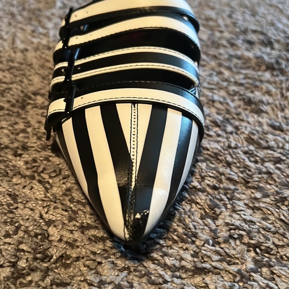 Strangecvlt Coven Flats - Picture 4 of 5